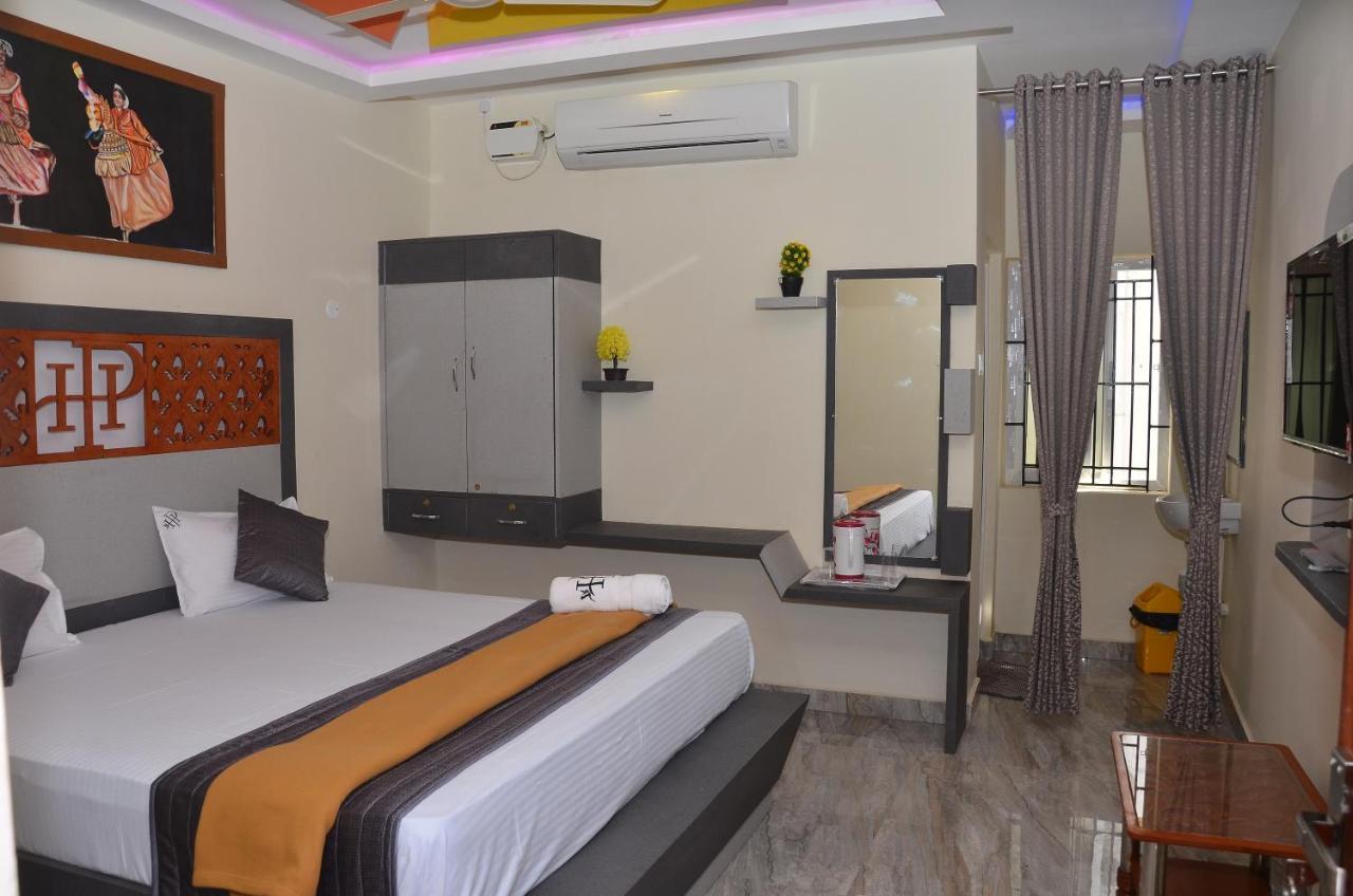 Hotel Panchavarnaa Rámesvaram Kültér fotó