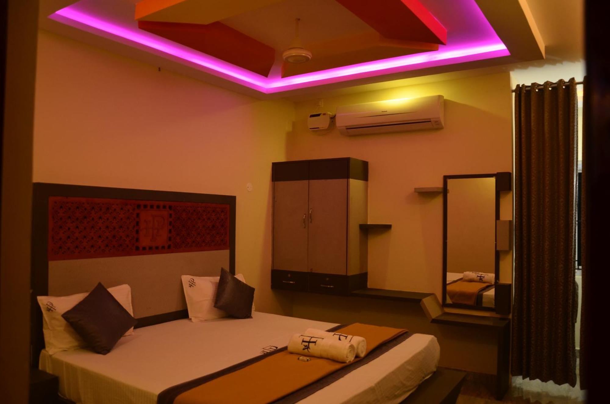 Hotel Panchavarnaa Rámesvaram Kültér fotó